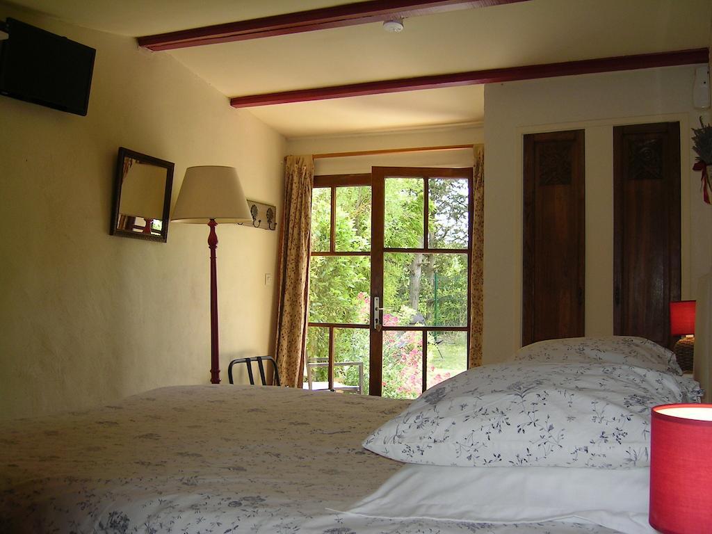 Bed and Breakfast Mas La Provence LʼIsle-sur-la-Sorgue Pokój zdjęcie