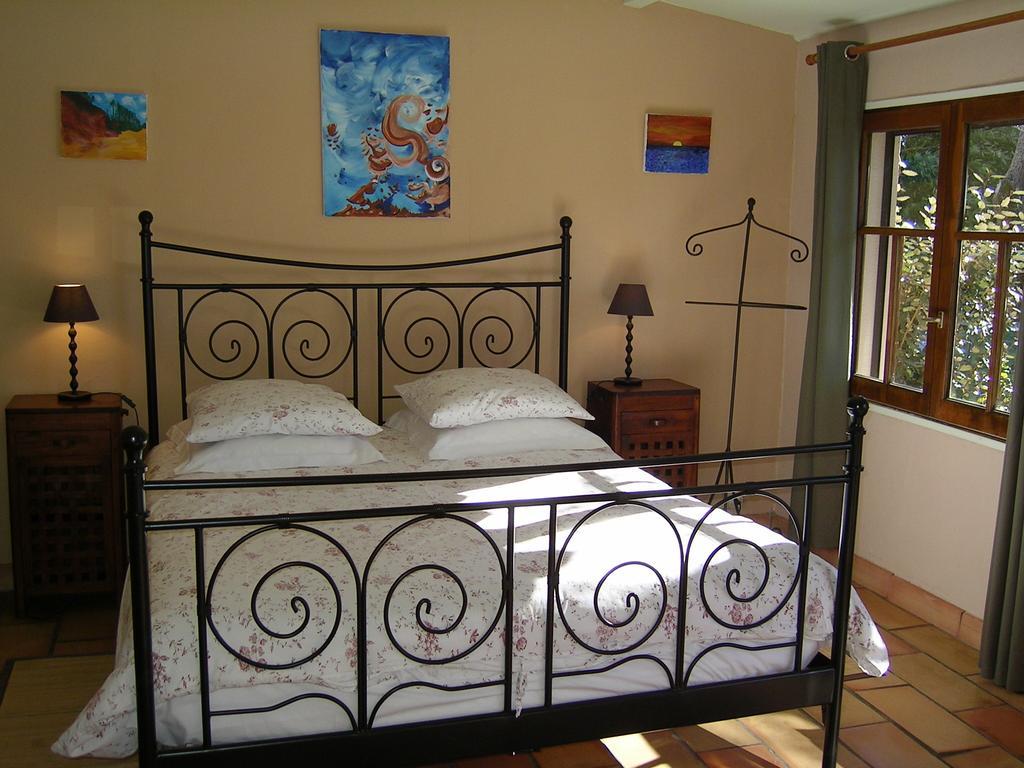 Bed and Breakfast Mas La Provence LʼIsle-sur-la-Sorgue Pokój zdjęcie